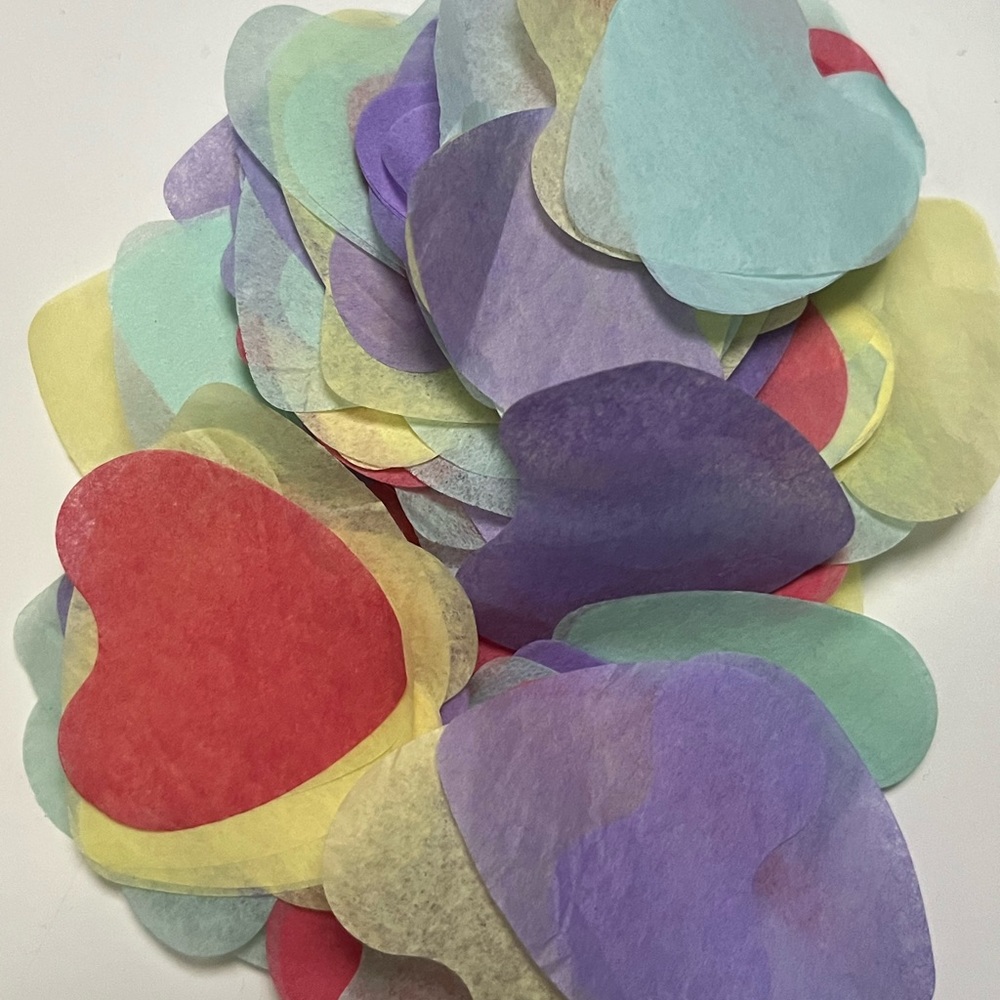 13 pieces Taylor Swift Lover era heart confetti - Picture 1 of 2
